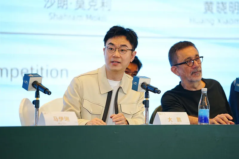 Huang Xiaoming
