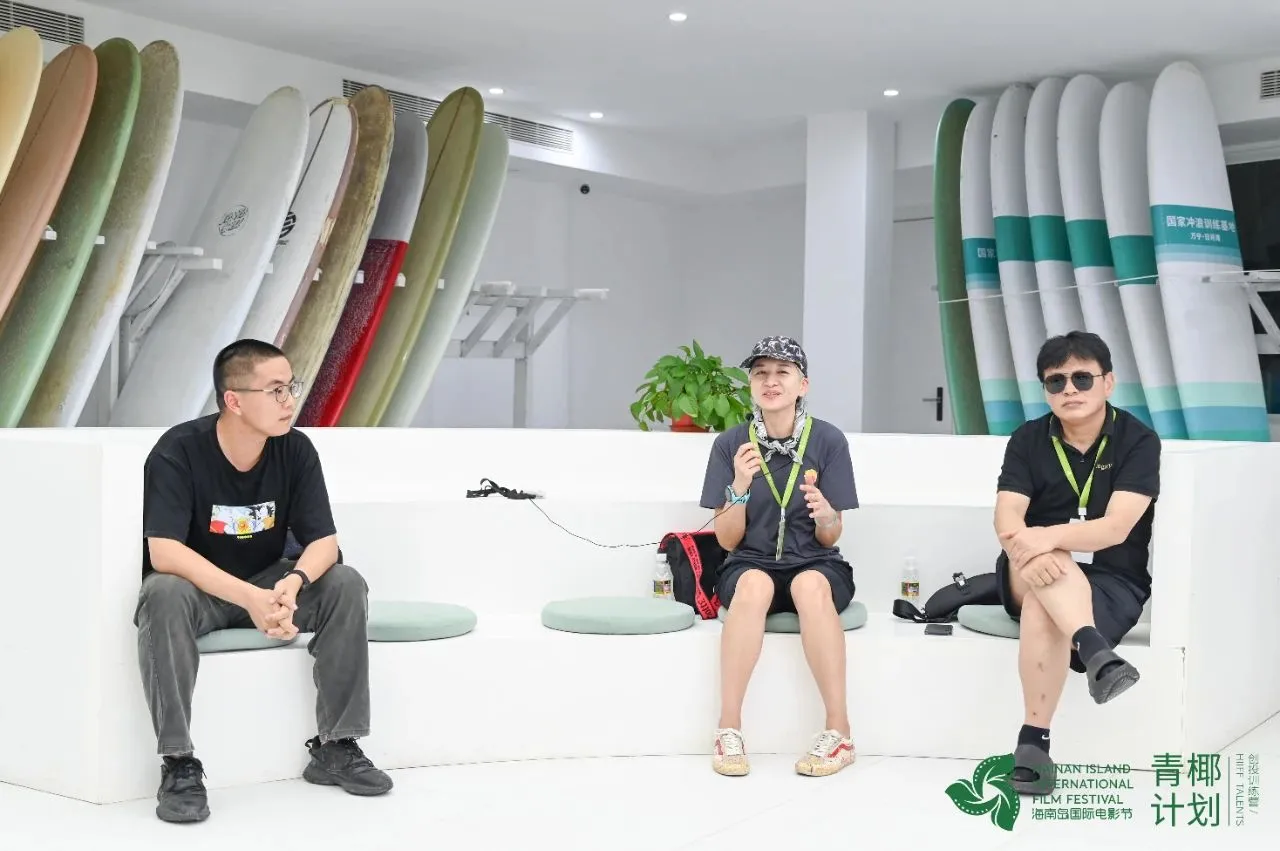 Zhan Jialing shares crew work experience