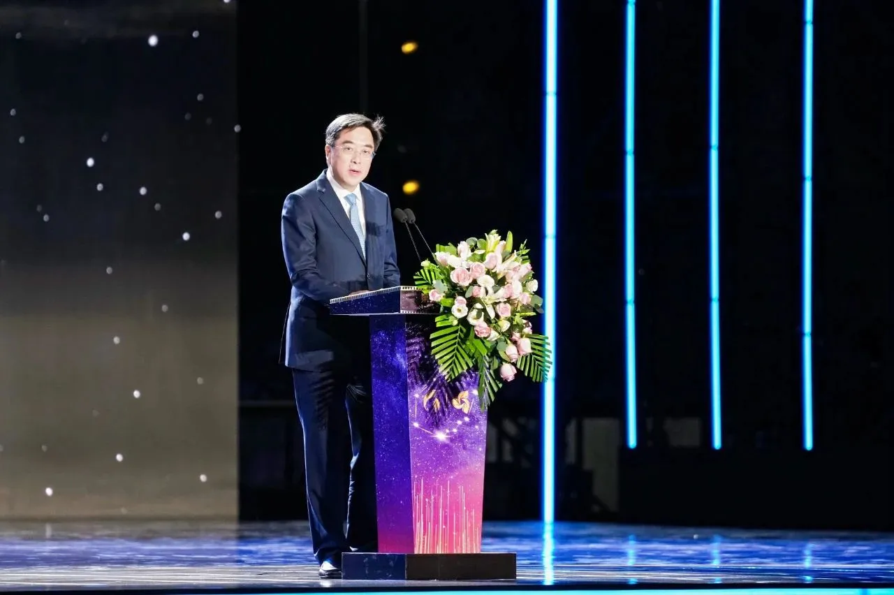 第六届海南岛国际电影节开幕式|张艺谋获“终身成就奖” 插图