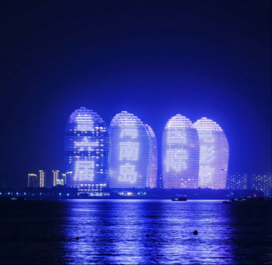 Phoenix Island, Sanya, at night